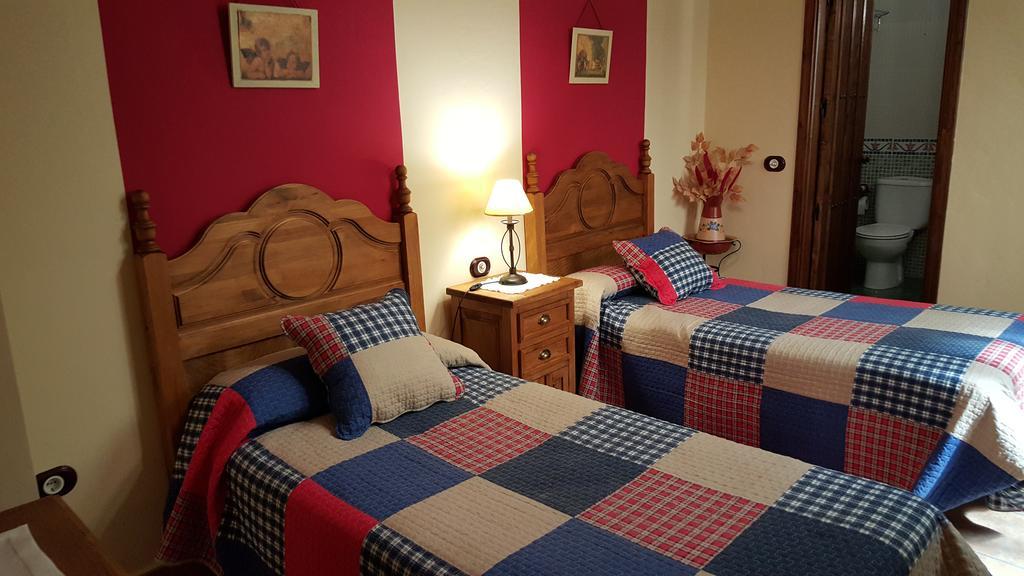 Apartamentos Rurales Tauro Cabezuela Del Valle Zewnętrze zdjęcie